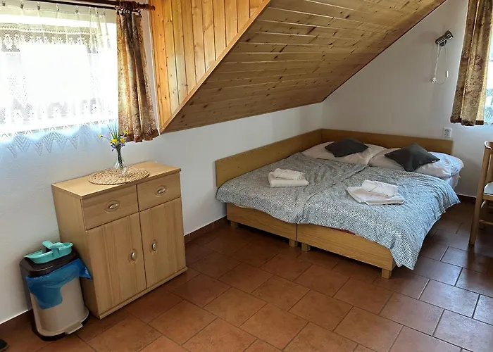 Slunecna Lada Lodge *