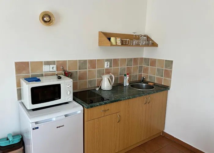 Slunecna Lada Lodge
