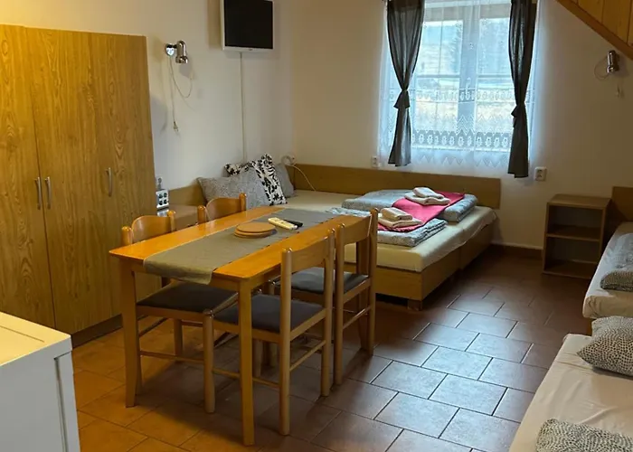 Slunecna Lada Lodge *
